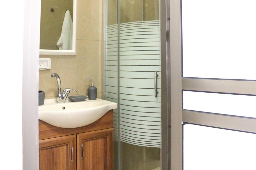 Apartment Paris Square Downtown Haifa